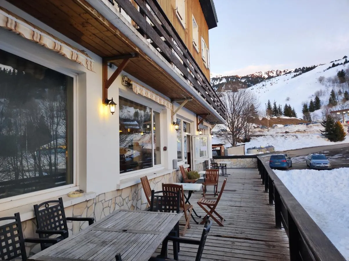 Auberge De Jeunesse Hi Chamrousse